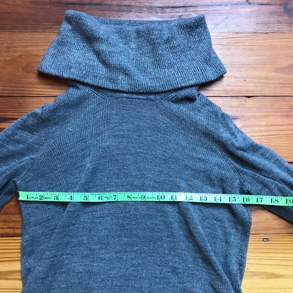 Hampshire Studio Gray Sweater, EUC, M - Picture 12 of 13